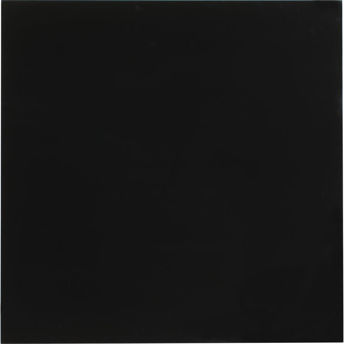 werzalit-carino-juodas-stalvirsis-kvadratinis